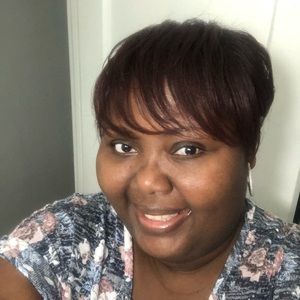 Meet your Posher, Tamela